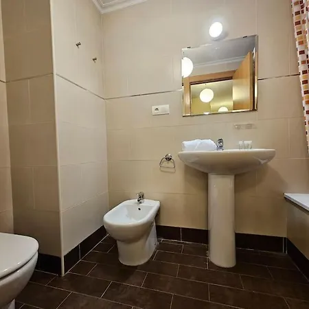 1a106 Amplio Y Cómodo Gijón